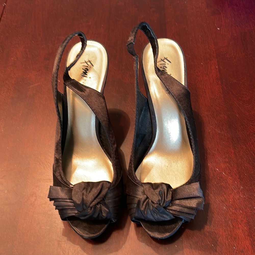 THE PERFECT DRESS SHOE